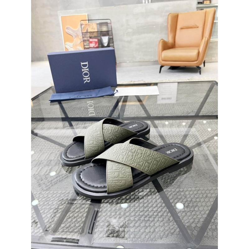 ch**an D*or slippers